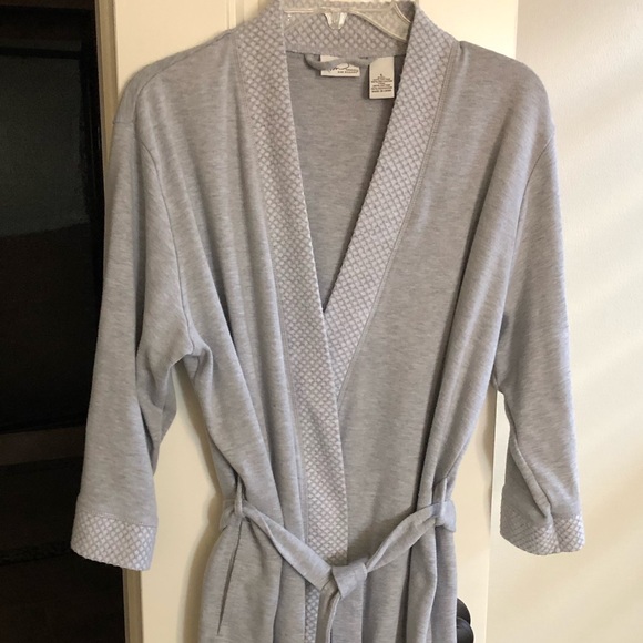 Kim Rogers Other - Gray Front Tie Robe